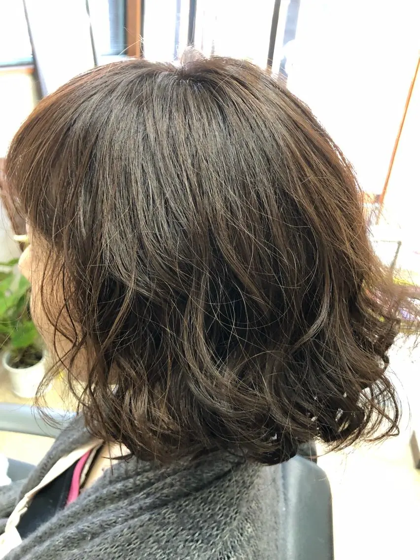 カラー パーマ 石塚 浩のヘアスタイル