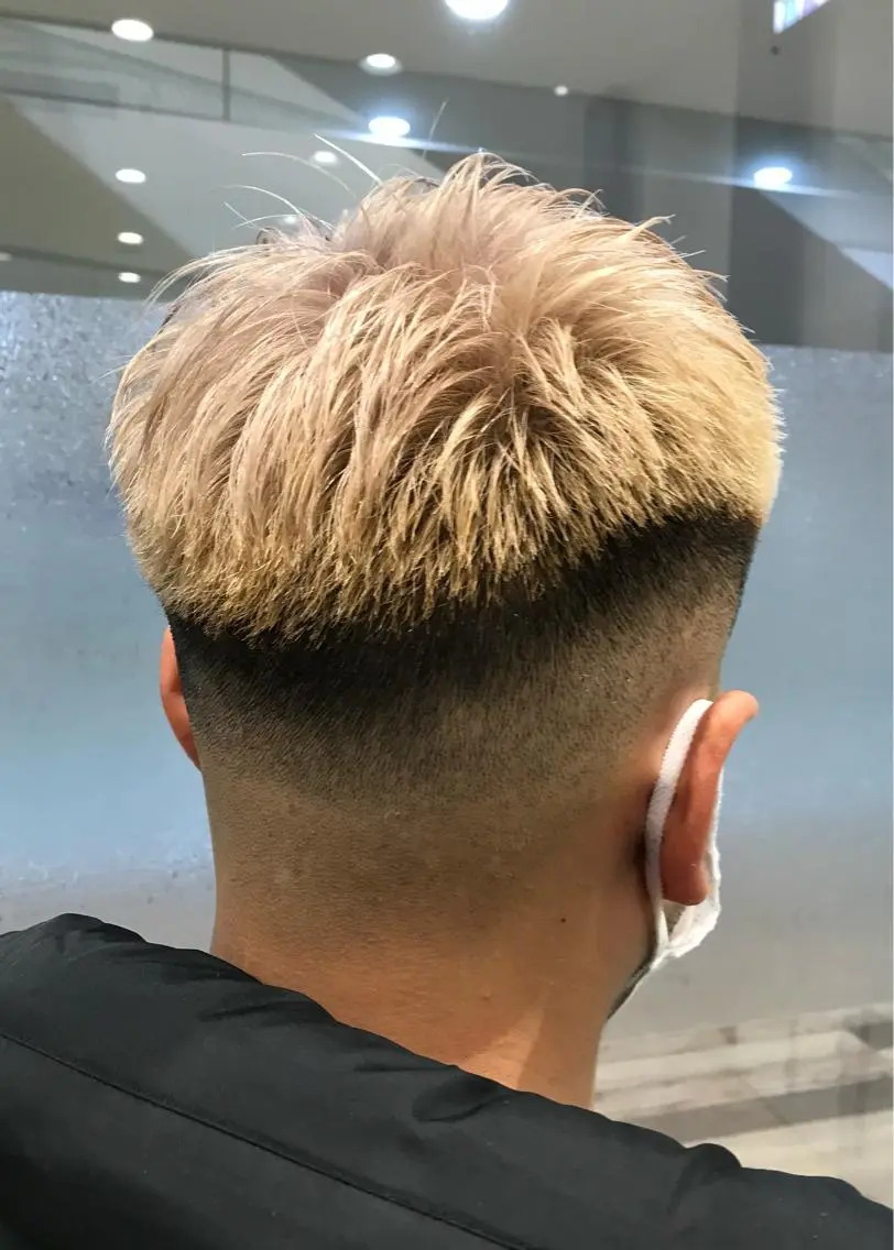 メンズ フェードカット メンズパーマ スキンフェード 波巻きパーマ 瀬野凌介/メンズ カット/パーマのヘアスタイル