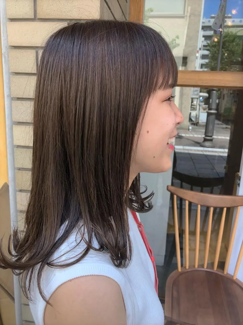 セミロング カラー イルミナカラー 山形 光輪子のヘアスタイル