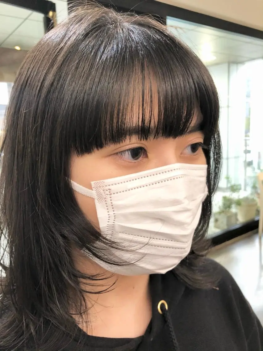 ミディアム レイヤーカット ワイドバング 千葉 郁也のヘアスタイル