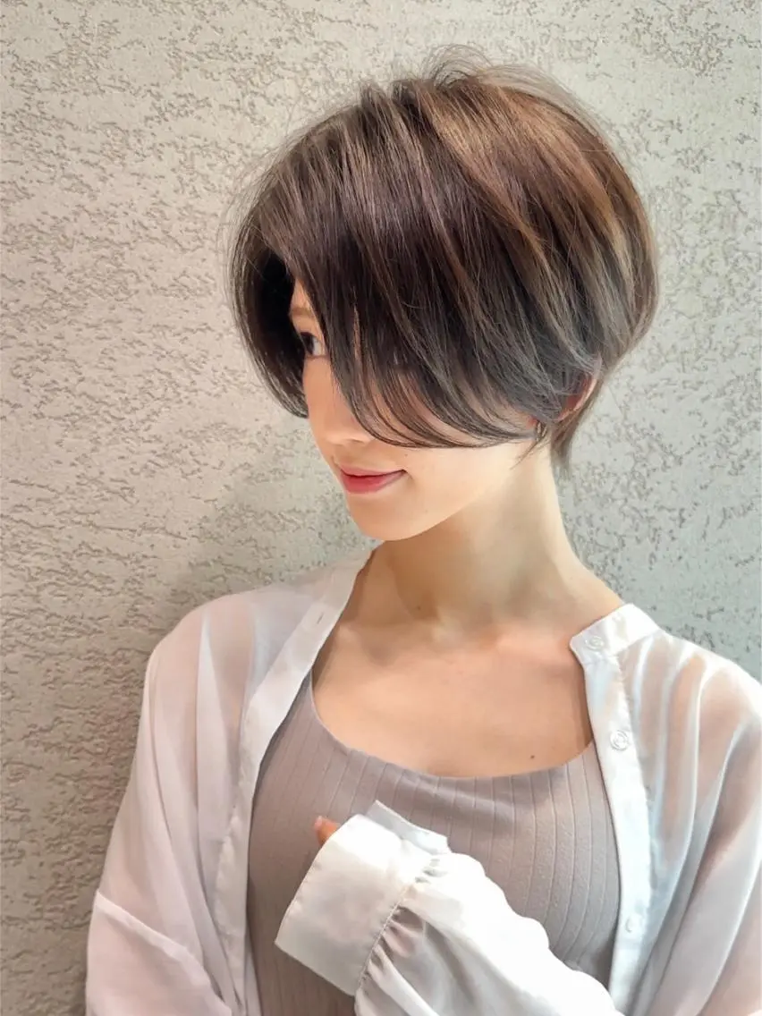ショート カット ヘアカラー トリートメント 縮毛矯正✨🫧 レイヤー川村利幸のヘアスタイル