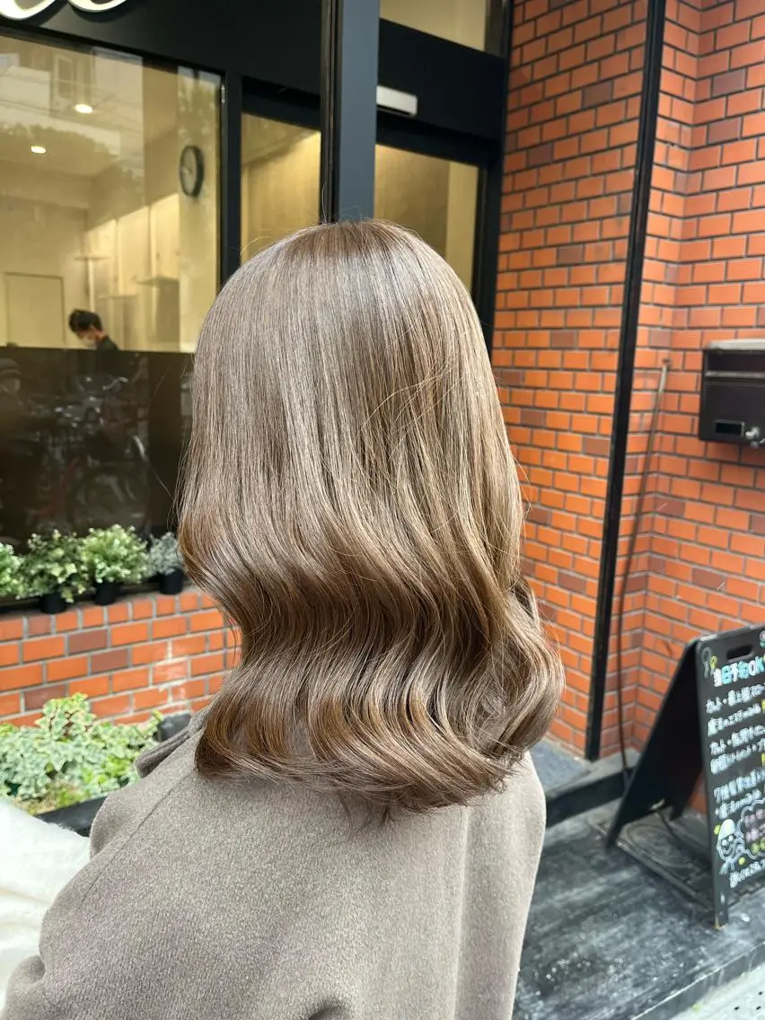 セミロング 片平 帆香のヘアスタイル