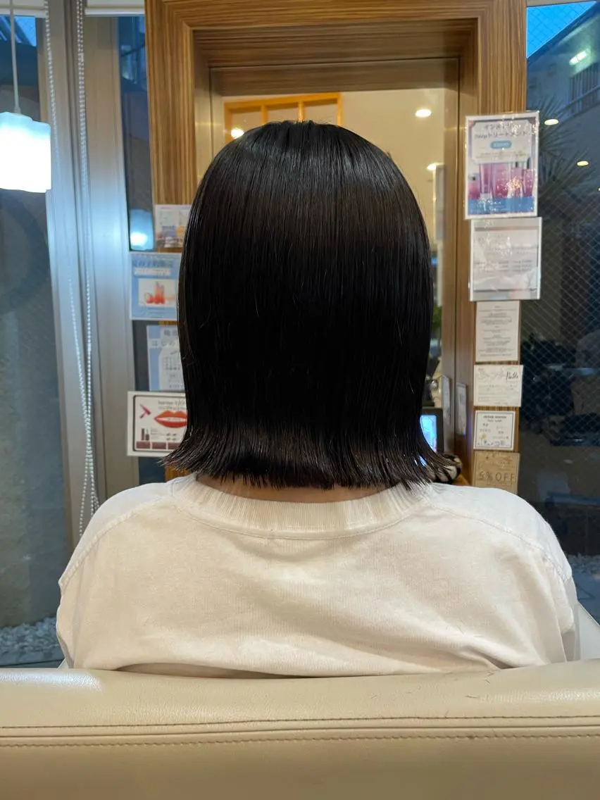 ミディアム 切りっぱなしボブ ボブ 本多 美羽のネイルデザイン