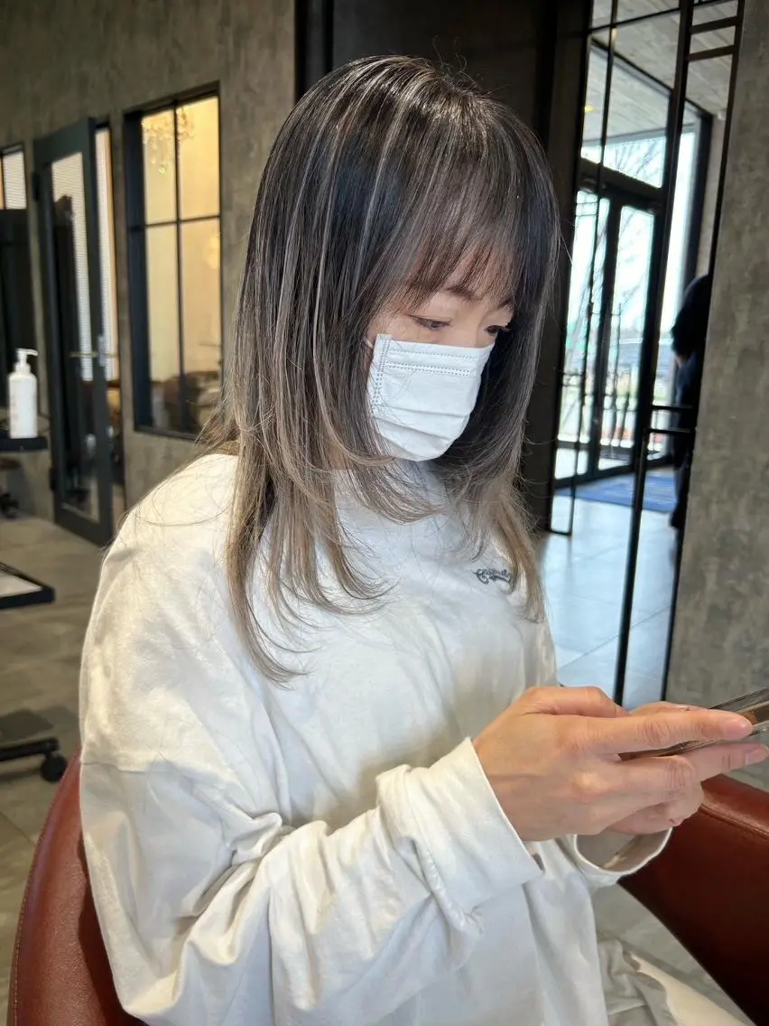 カラー ミディアム バレイヤージュ ブリーチ ダブルカラー ハイライトカラー ハイライト ヘアカラー ハイトーンベージュ 新潟/Manamiのヘアスタイル