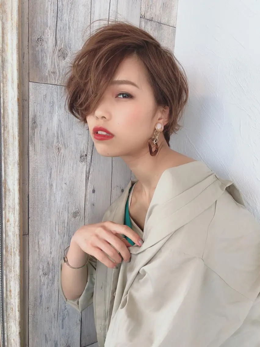 直井 真古都のヘアスタイル