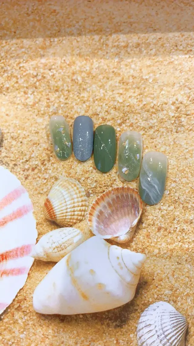 カラー ネイル Moonstone Salonのネイルデザイン