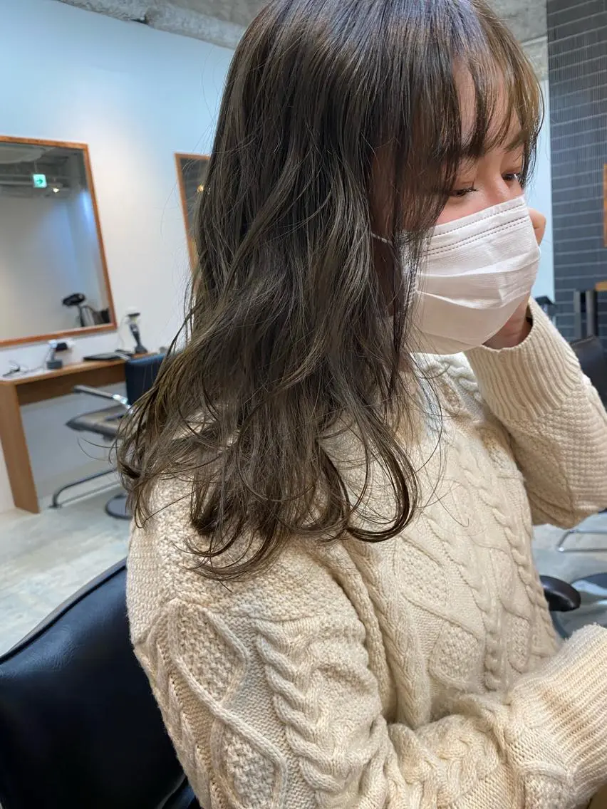 ミディアム 砂原 ひよりのヘアスタイル