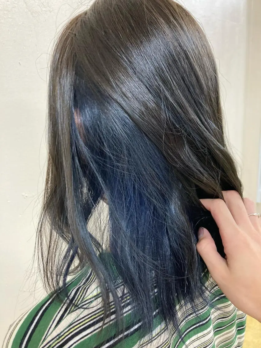 カラー グレージュ インナーカラー 💍大人デザイン /ハイトーン♡リクトのヘアスタイル