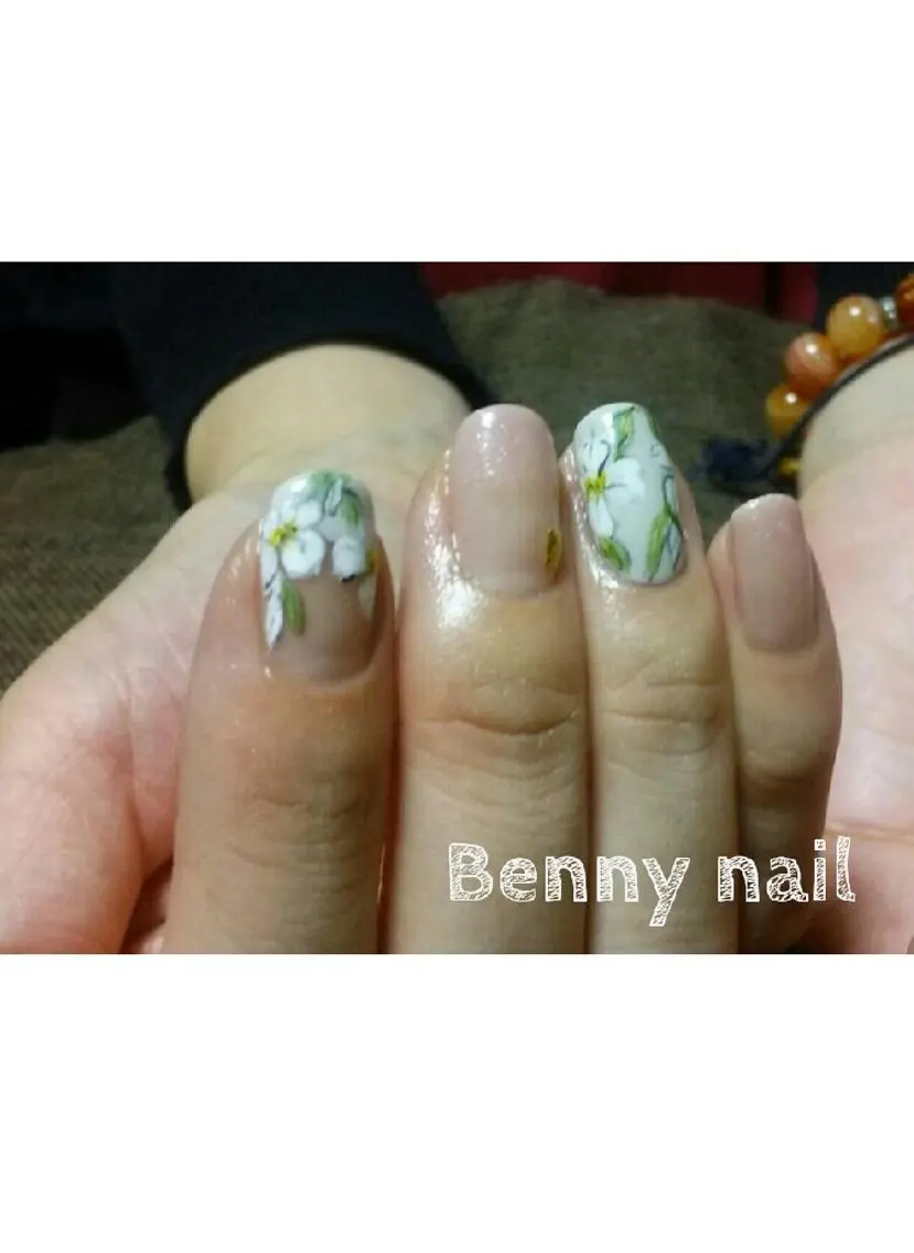 ネイル アートネイル フラワーネイル 最終受付23時半 benny nailのネイルデザイン