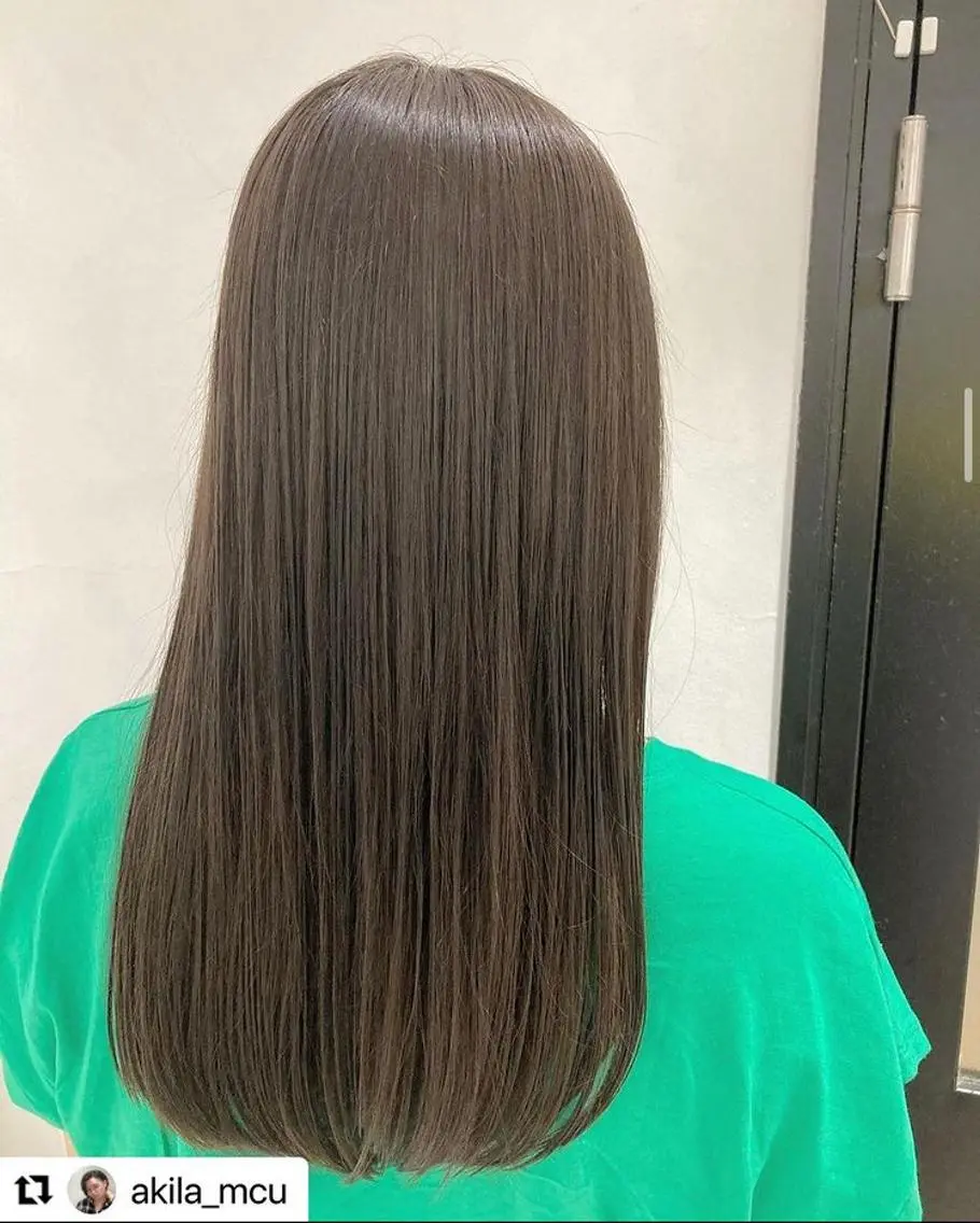 ロング カラー ヘアアレンジ ベージュカラー グレージュ エグチ アキラのヘアスタイル