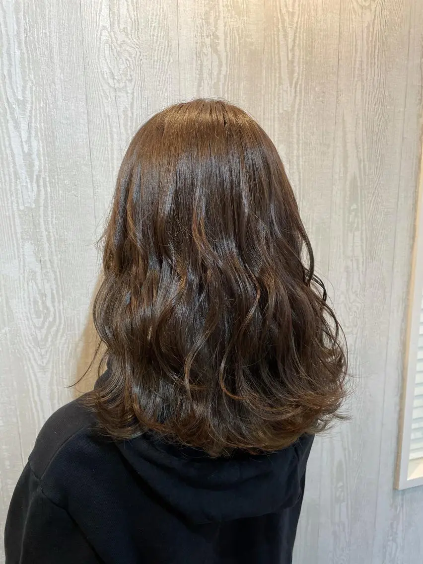 ミディアム カラー グレージュ カット ヘアカラー トリートメント TELA HAIR 守谷のヘアスタイル
