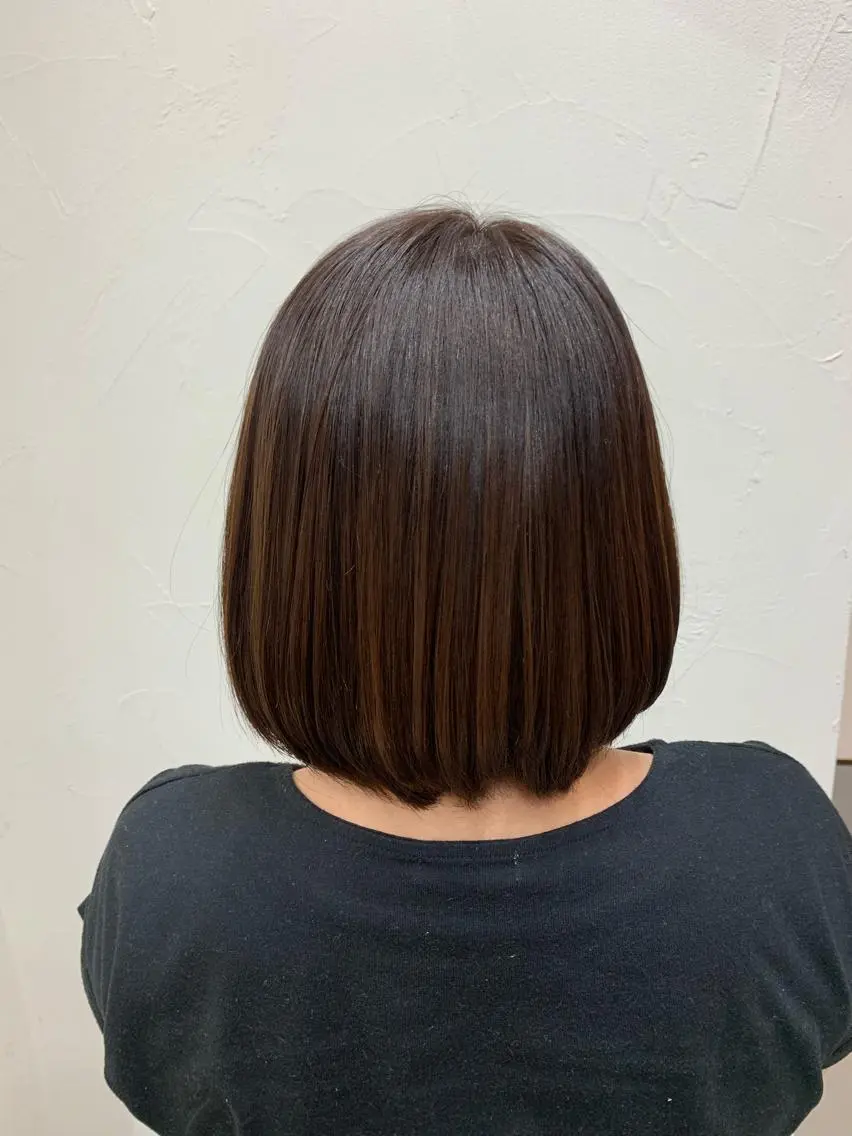 ミディアム 三好 羽美のヘアスタイル