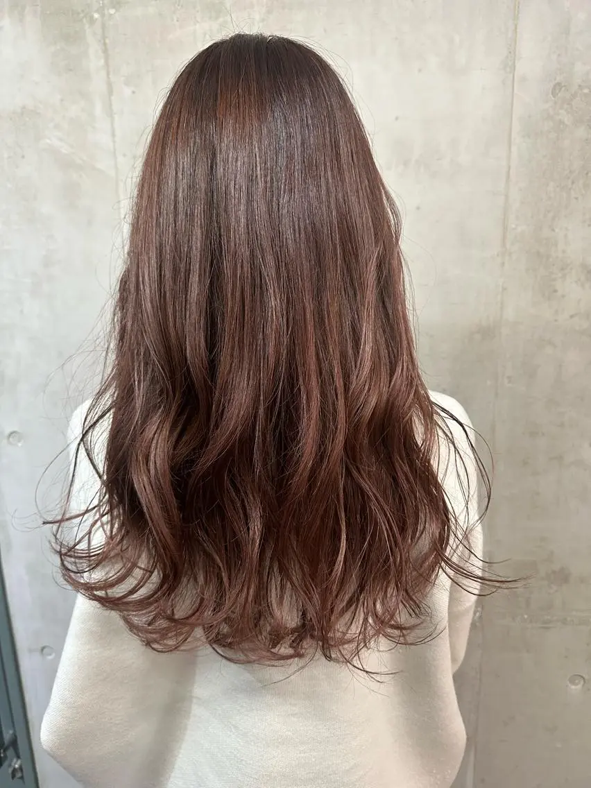 セミロング カラー SALTWATER AYARIのヘアスタイル