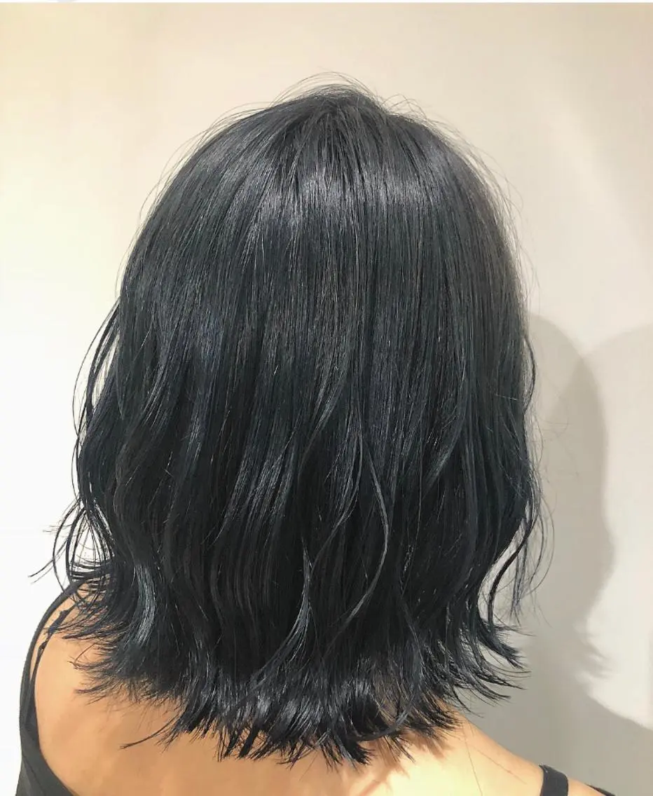 ショート カラー ブルーカラー ネイビーカラー カット ヘアカラー トリートメント scene. haraのヘアスタイル