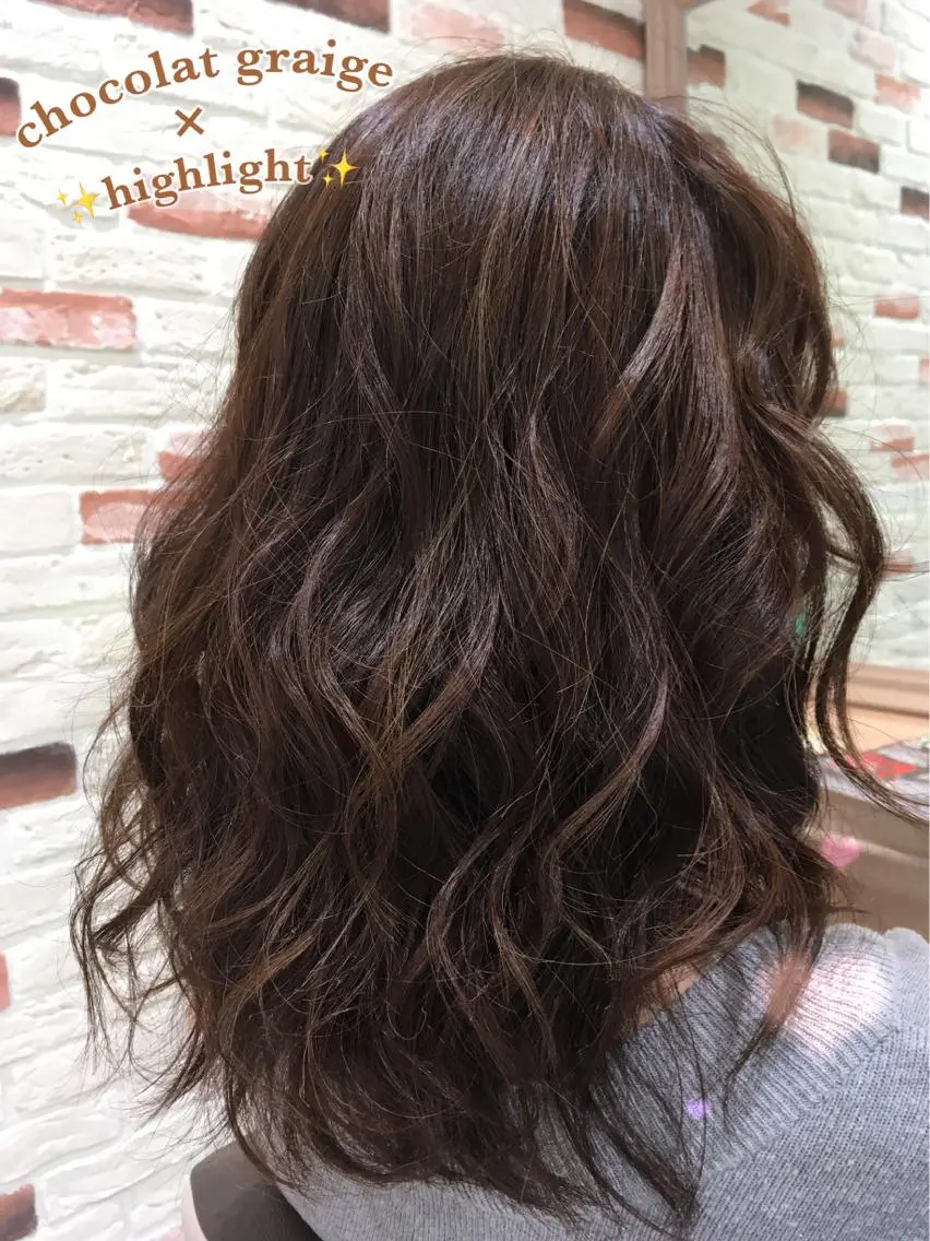 セミロング カラー ハイライトカラー イルミナカラー ハイライト 推しヘア🎀 NATSUNEのヘアスタイル