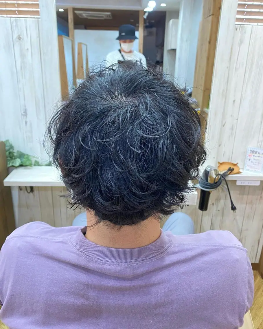 カラー パーマ ヘアアレンジ メンズ キッズ ネイル マツエク・マツパ センターパート マッシュ メンズパーマ メンズショート メンズベリーショート Saffyハリウッド トリートメント◎のヘアスタイル