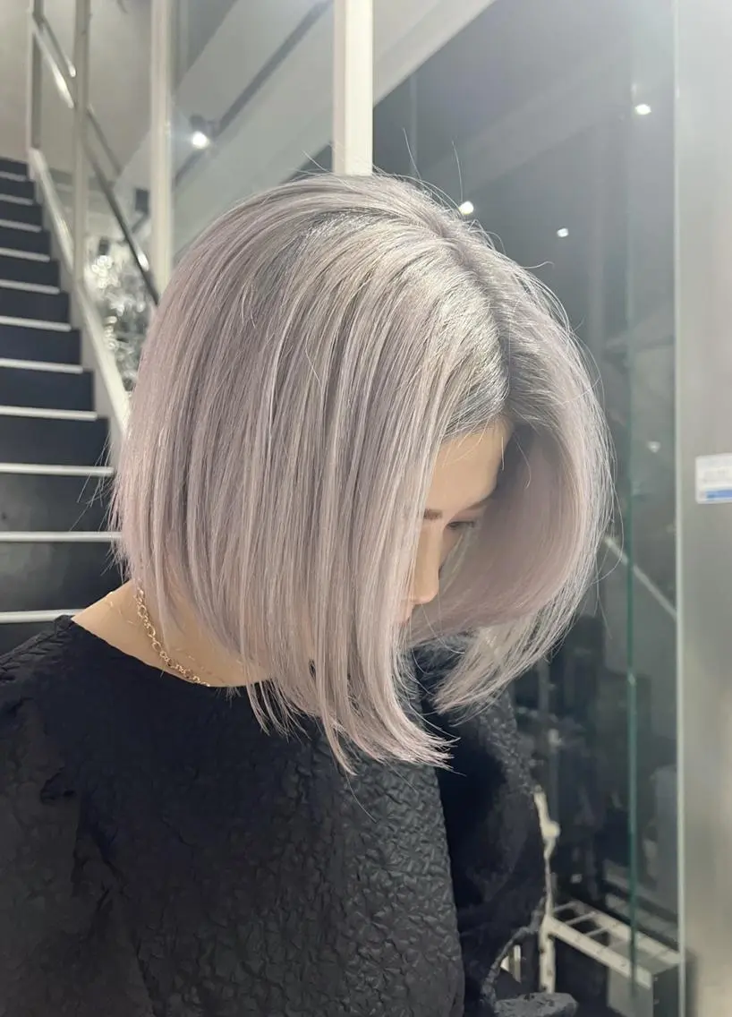 ショート カラー mao/天神ブリーチ ハイトーンカラーのヘアスタイル