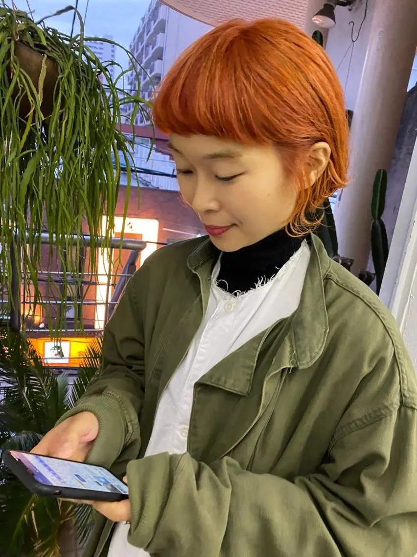 ショート カラー qiie/ワンカラー インナーカラーのヘアスタイル