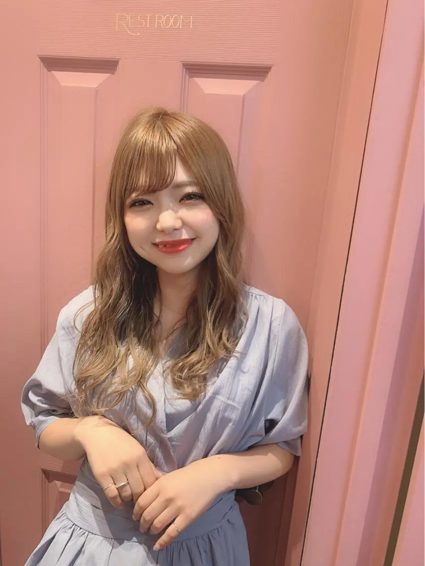 ミディアム カット ヘアカラー トリートメント 代表山口ひな 髪質改善のプロのヘアスタイル