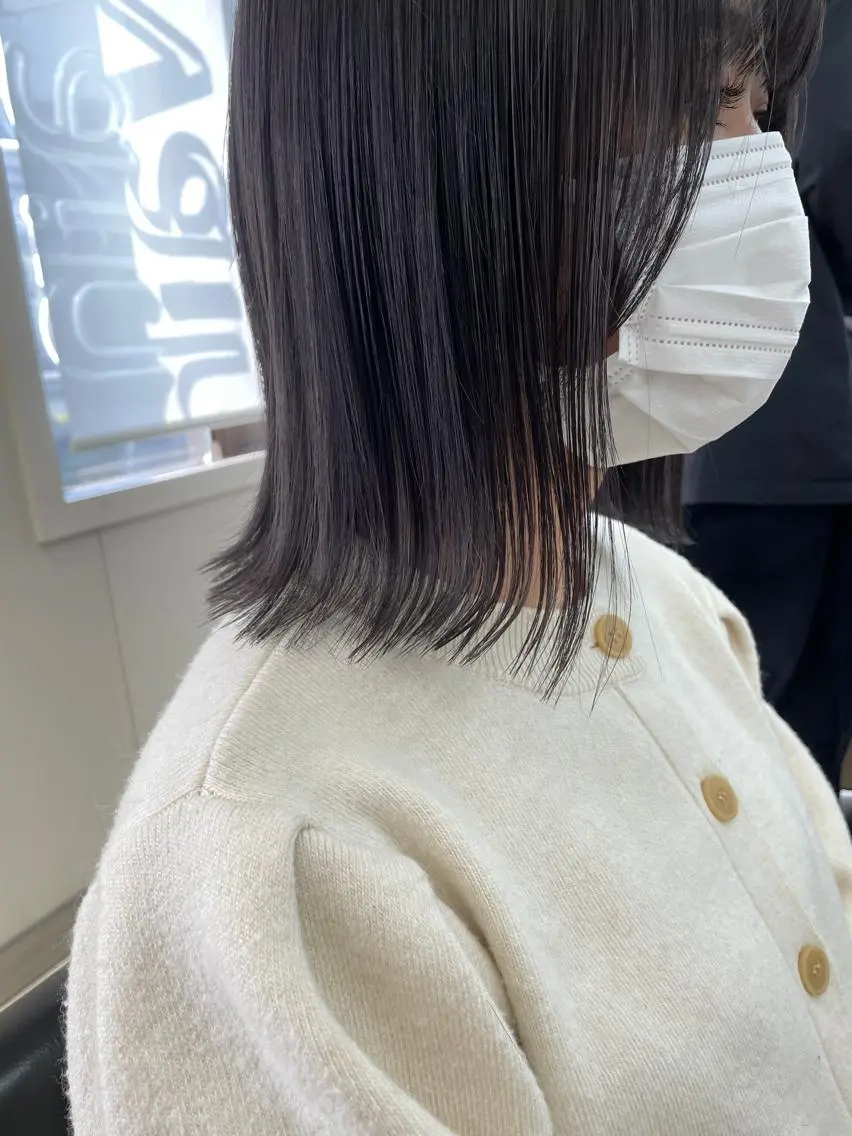 ミディアム カラー ボブ 外ハネヘア パーマウルフショート 濱田匠のヘアスタイル