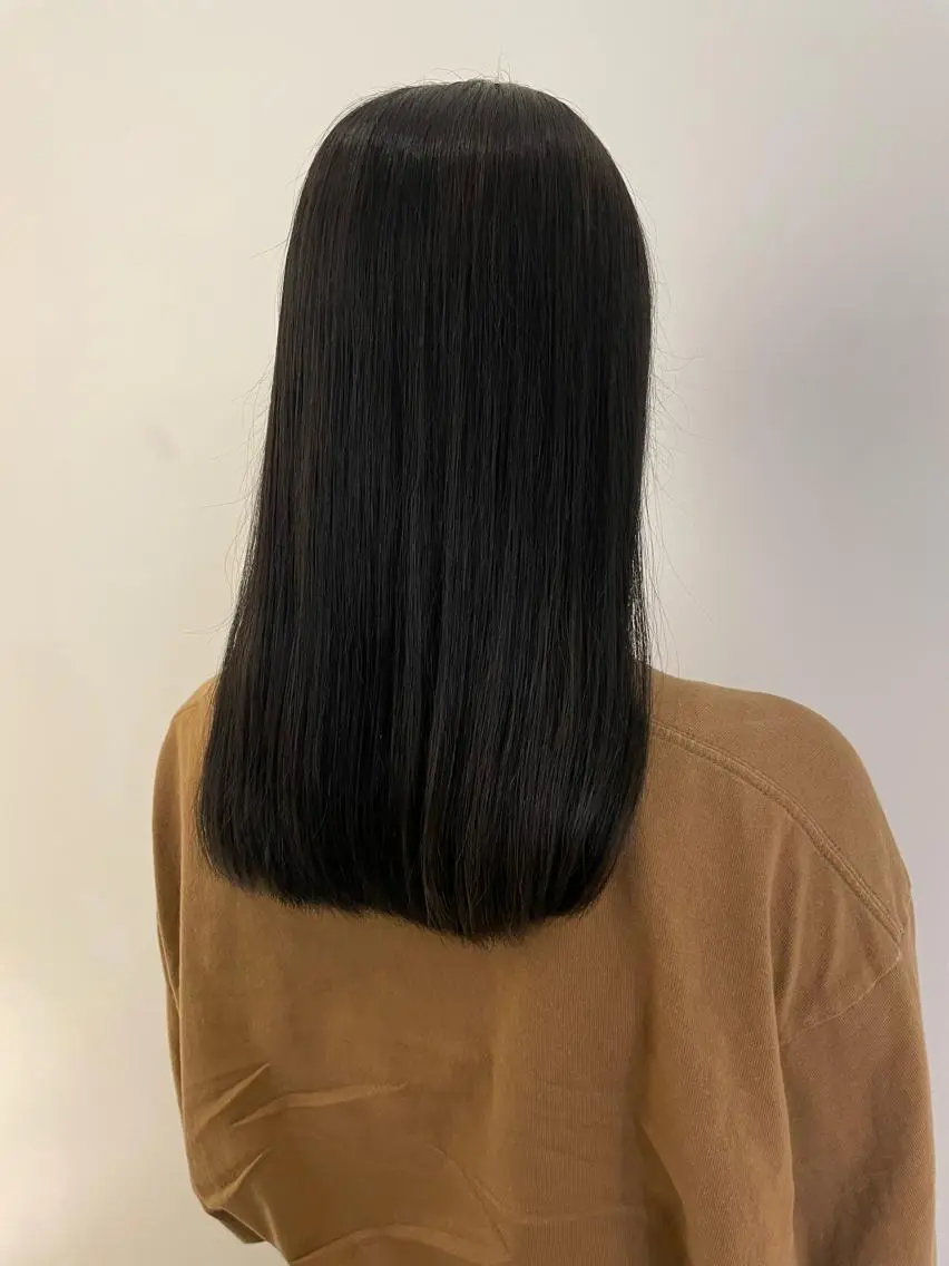 セミロング トリートメント 表参道レイヤーカット 髪質改善山岸季生のヘアスタイル