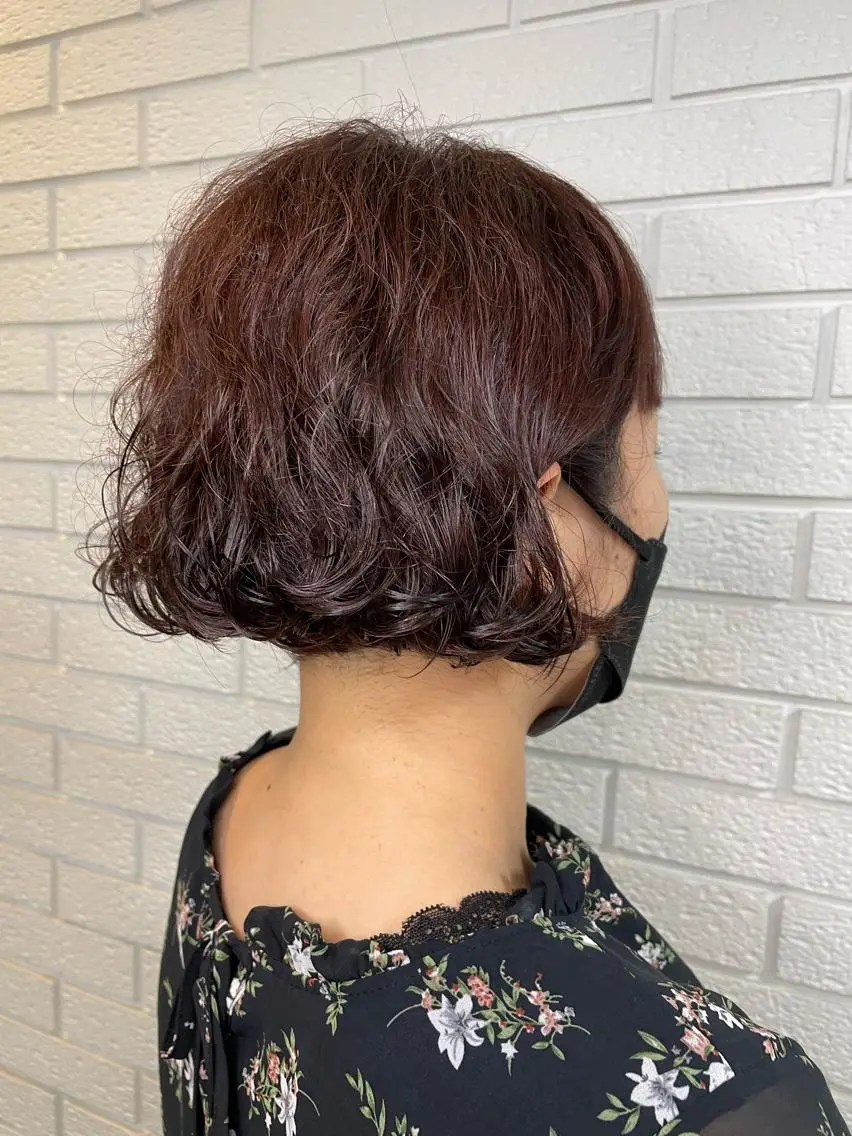 ショート カラー ピンクカラー くせ毛 外国人風カラー ニュアンスデザイン✄ YOU♡のヘアスタイル
