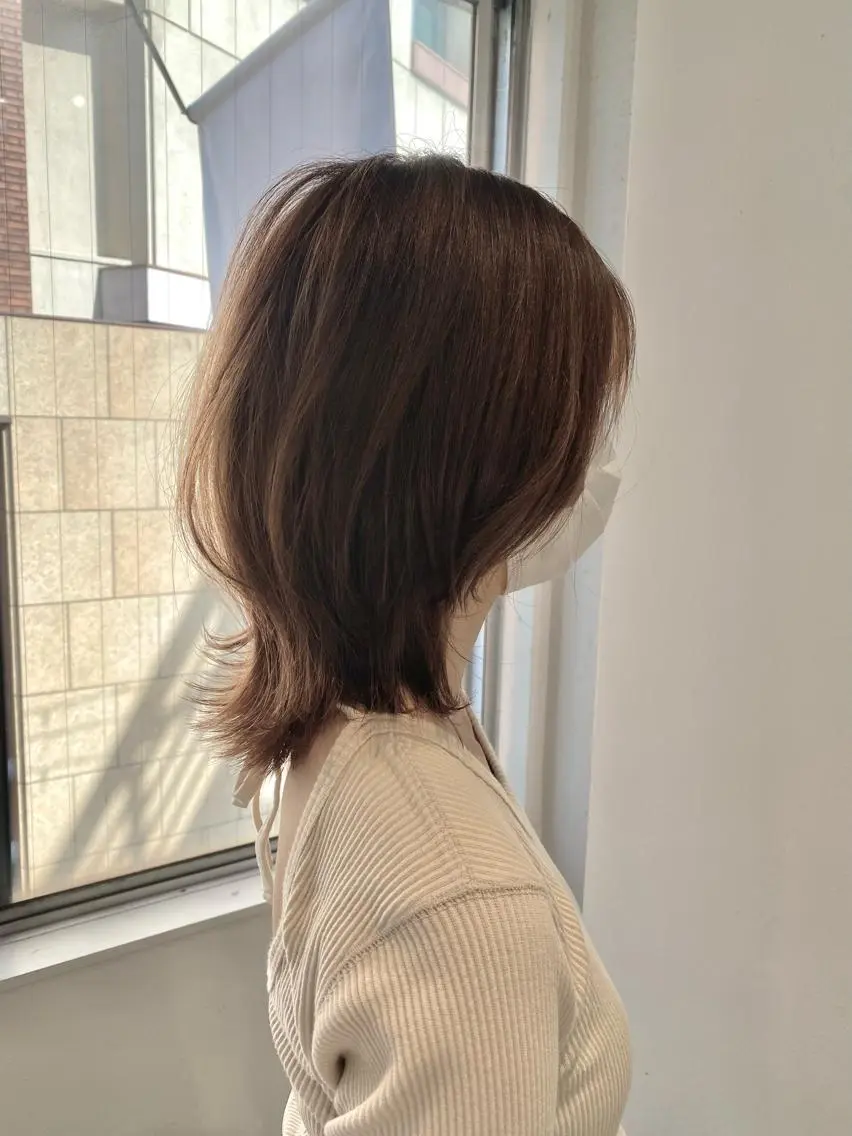 ミディアム カラー 似合わせレイヤー 阿波座/ふじむらのヘアスタイル