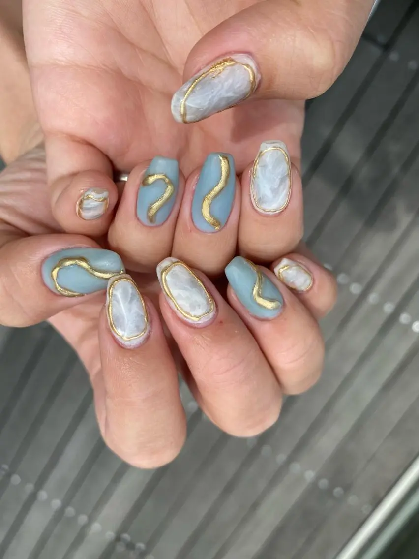 ネイル 大理石ネイル(マーブル) マットネイル ニュアンスネイル ハンドネイル Ulu  Nail 🌱MOMOKAのネイルデザイン