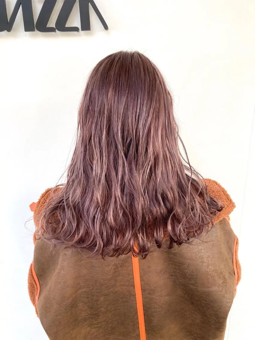 ロング カラー ピンクカラー 東條 克義のヘアスタイル
