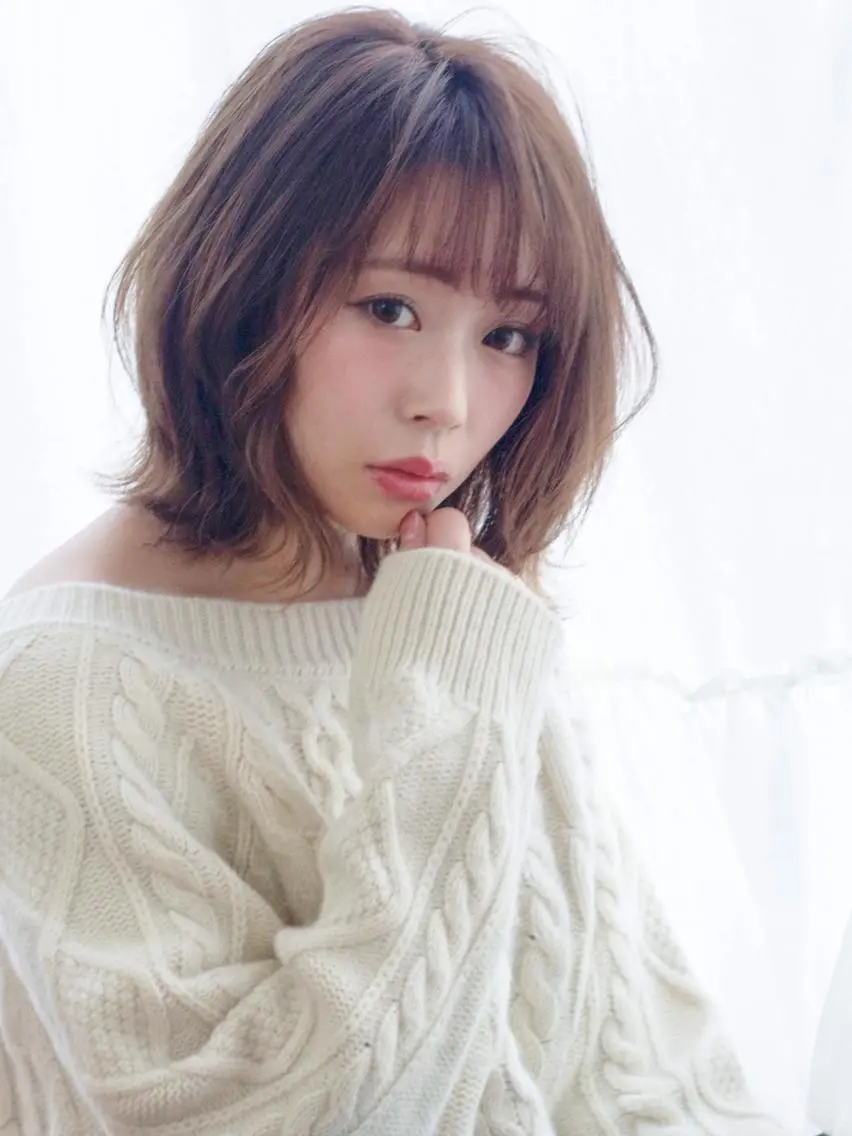 ミディアム ボブ カット ヘアカラー トリートメント ＨＩ ROのヘアスタイル