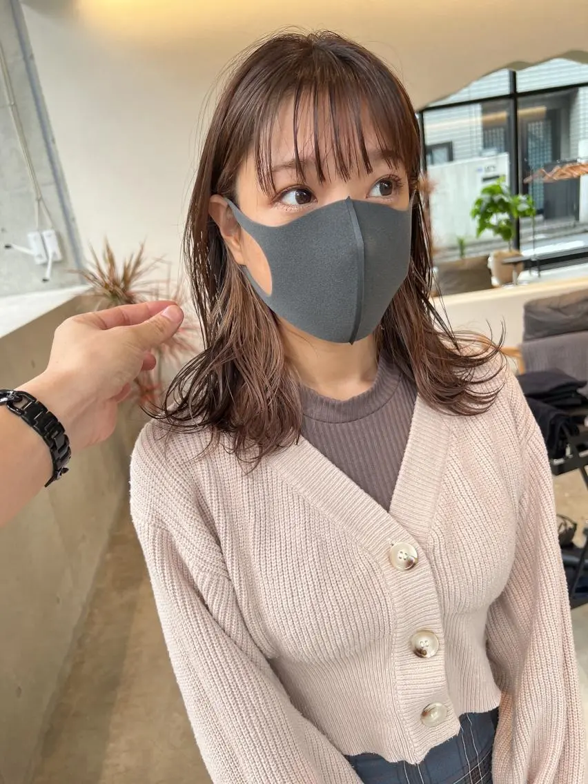 ミディアム カラー ベージュカラー ブラウンカラー ブラウンベージュ インナーカラー ミルクティーベージュ カット ヘアカラー 誰より丁寧なカット/ 小林輝/レイヤーのヘアスタイル