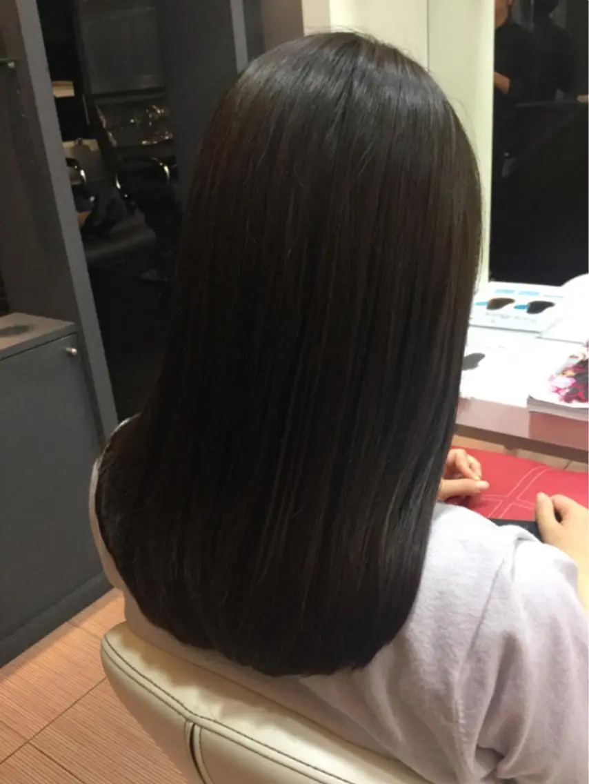 ロング カラー カット ヘアカラー トリートメント ヘッドスパ 貴方に似合うを見つけ ます🌱市川リョウカのヘアスタイル