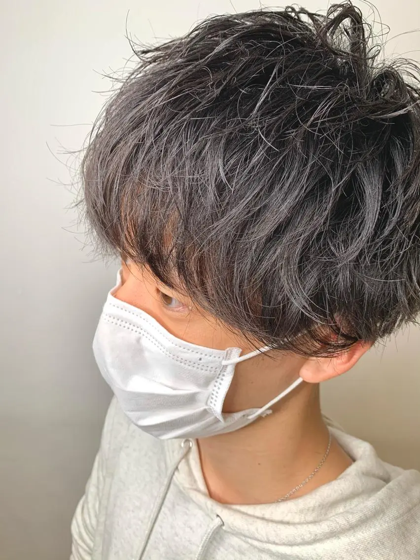 ショート カラー メンズ メンズブリーチ 黒髪 ブリーチ 【ロングウルフカット 姫カット】伊藤裕哉のヘアスタイル