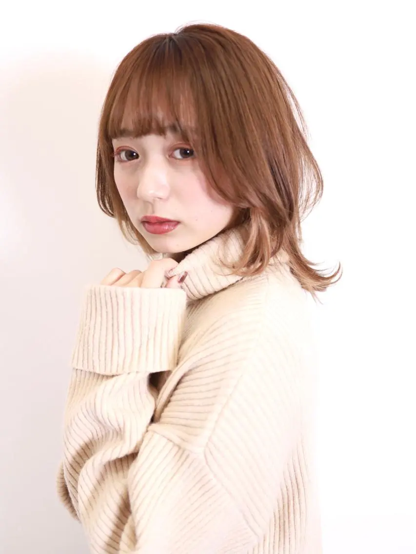 ミディアム レイヤーカット ウルフカット W/LIBERTY 🌸鶴岡優のヘアスタイル
