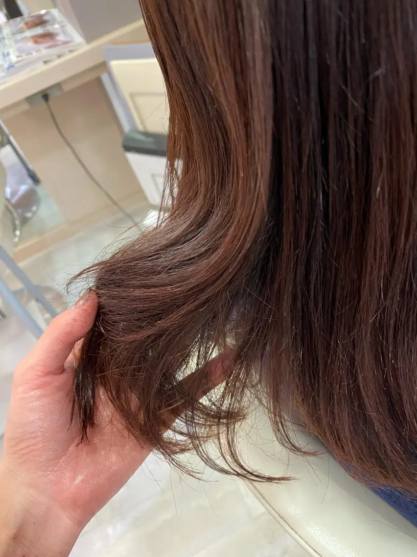 ミディアム 鬼澤 なお子のヘアスタイル