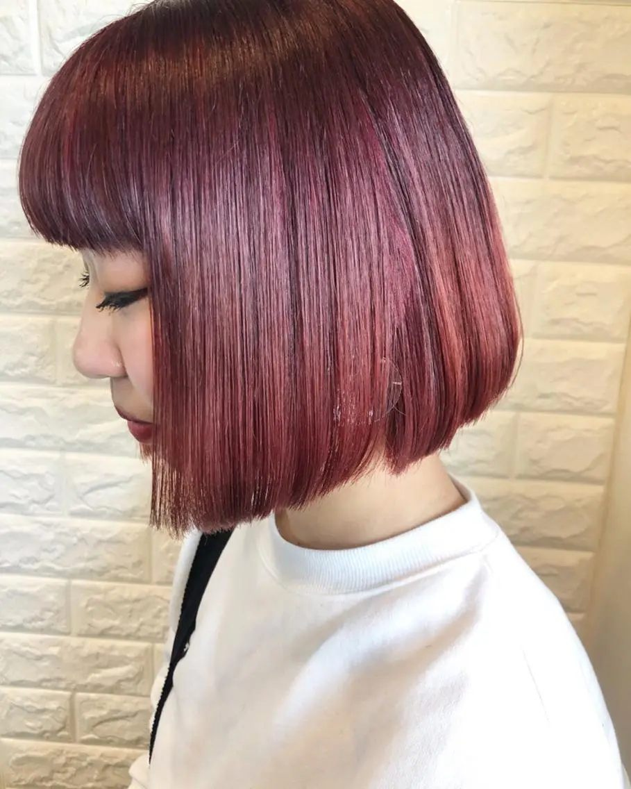 ショート カラー レッドカラー ボブ 西本 夏美のヘアスタイル