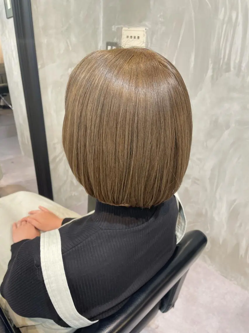 ショート カラー ベージュカラー ヤマモト マイのヘアスタイル