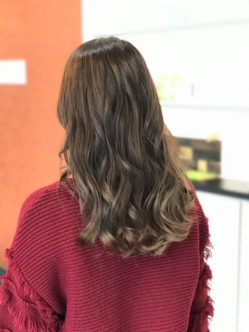 ロング カラー カット ヘアカラー トリートメント 國井 慎吾のヘアスタイル