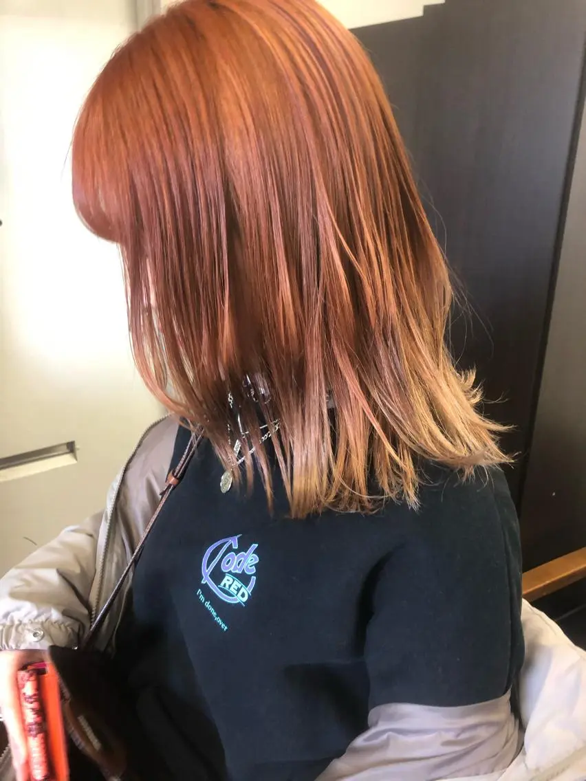 ミディアム カラー ブリーチ オレンジ ピンクカラー ヘアカラー トリートメント せこぐち まいのヘアスタイル