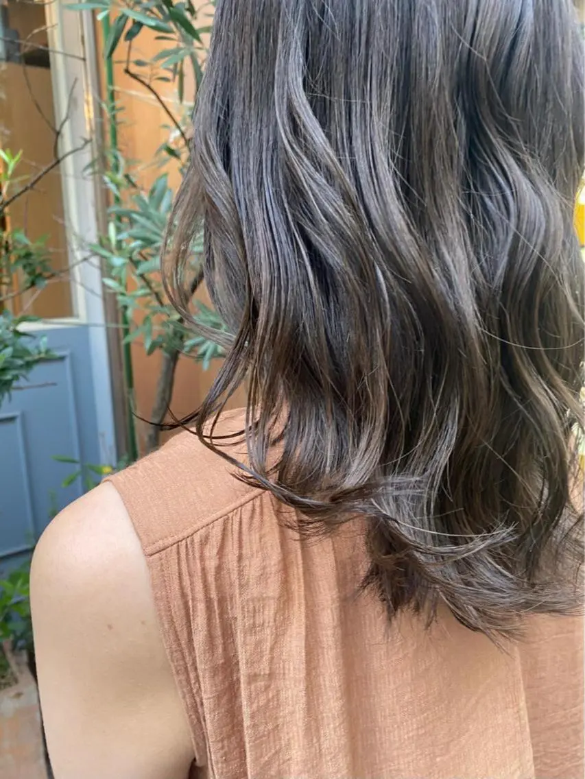 ロング カラー バレイヤージュ ブリーチ ケアブリーチ ダブルカラー イヤリングカラー 🌈新田 みどり🌈のヘアスタイル