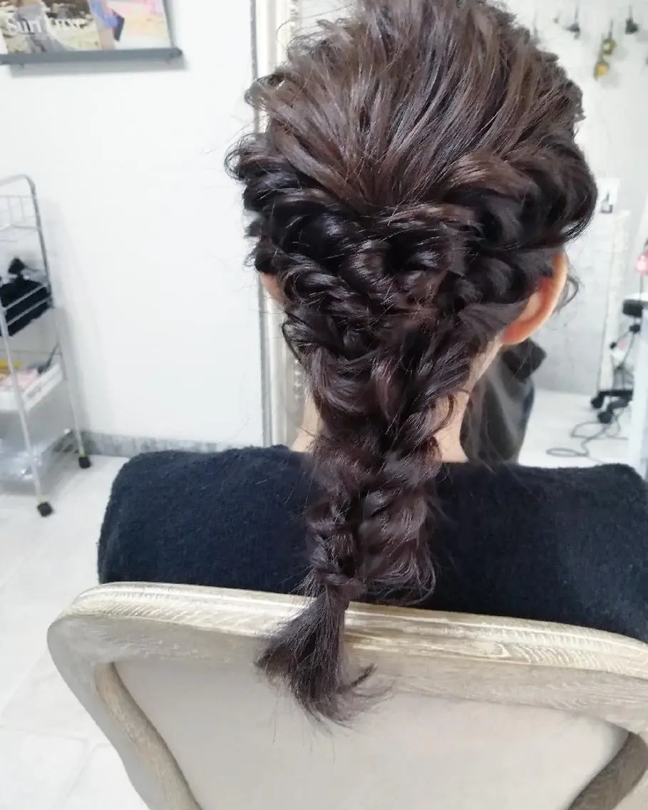 セミロング ヘアアレンジ カラー See by merの眉毛・アイブロウイメージ