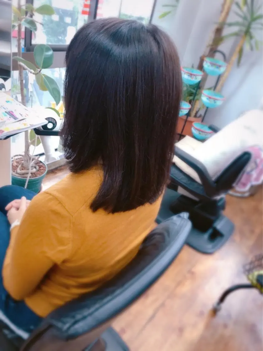 ミディアム カラー ヘアカラー トリートメント kimiwada maiのヘアスタイル