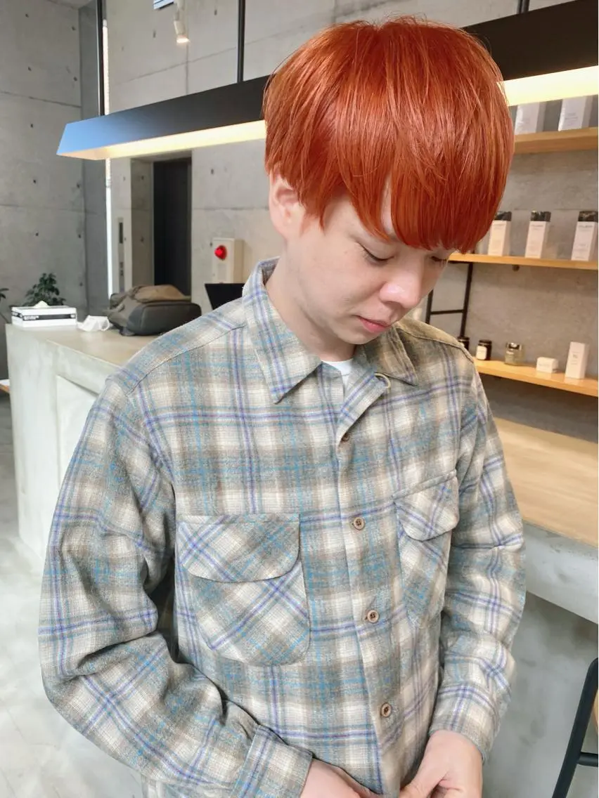 カラー ヘアアレンジ メンズ メンズブリーチ マッシュ 刈り上げ ブリーチ オレンジ son hair HIROEのヘアスタイル