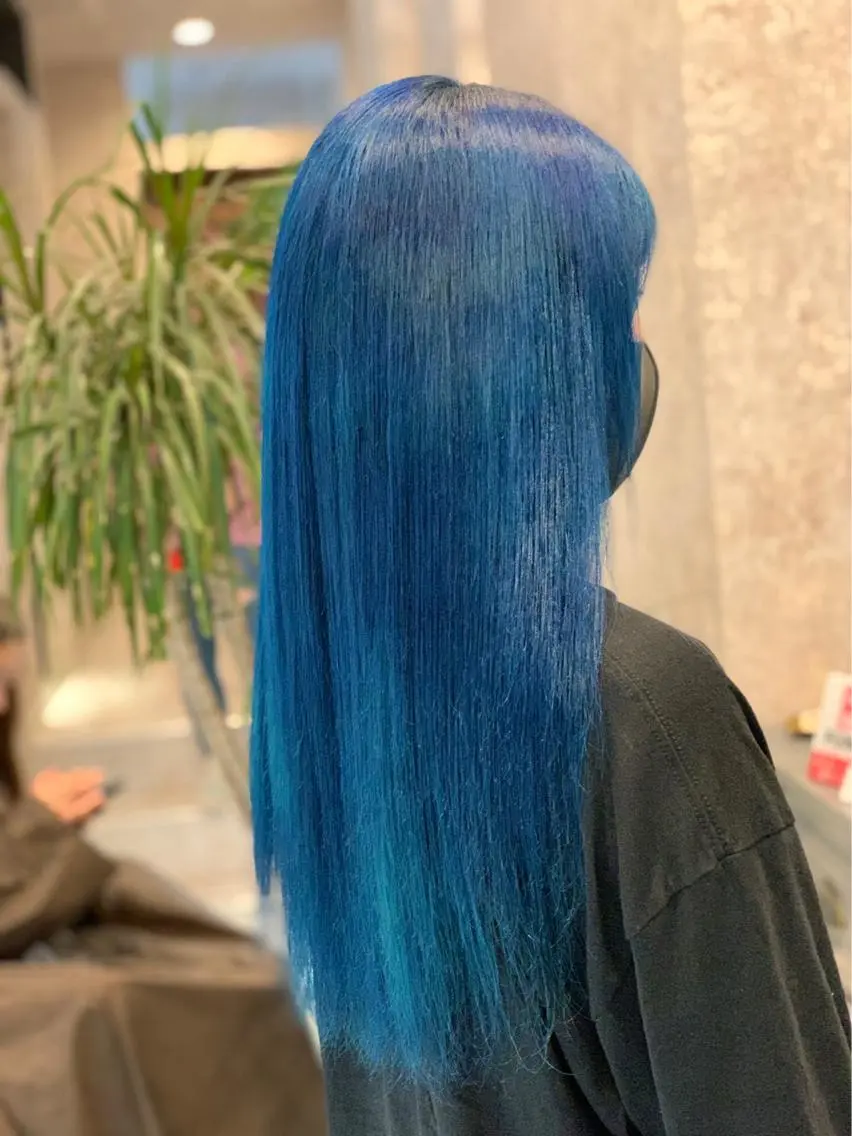 ロング カラー Blanco Color&Careのヘアスタイル