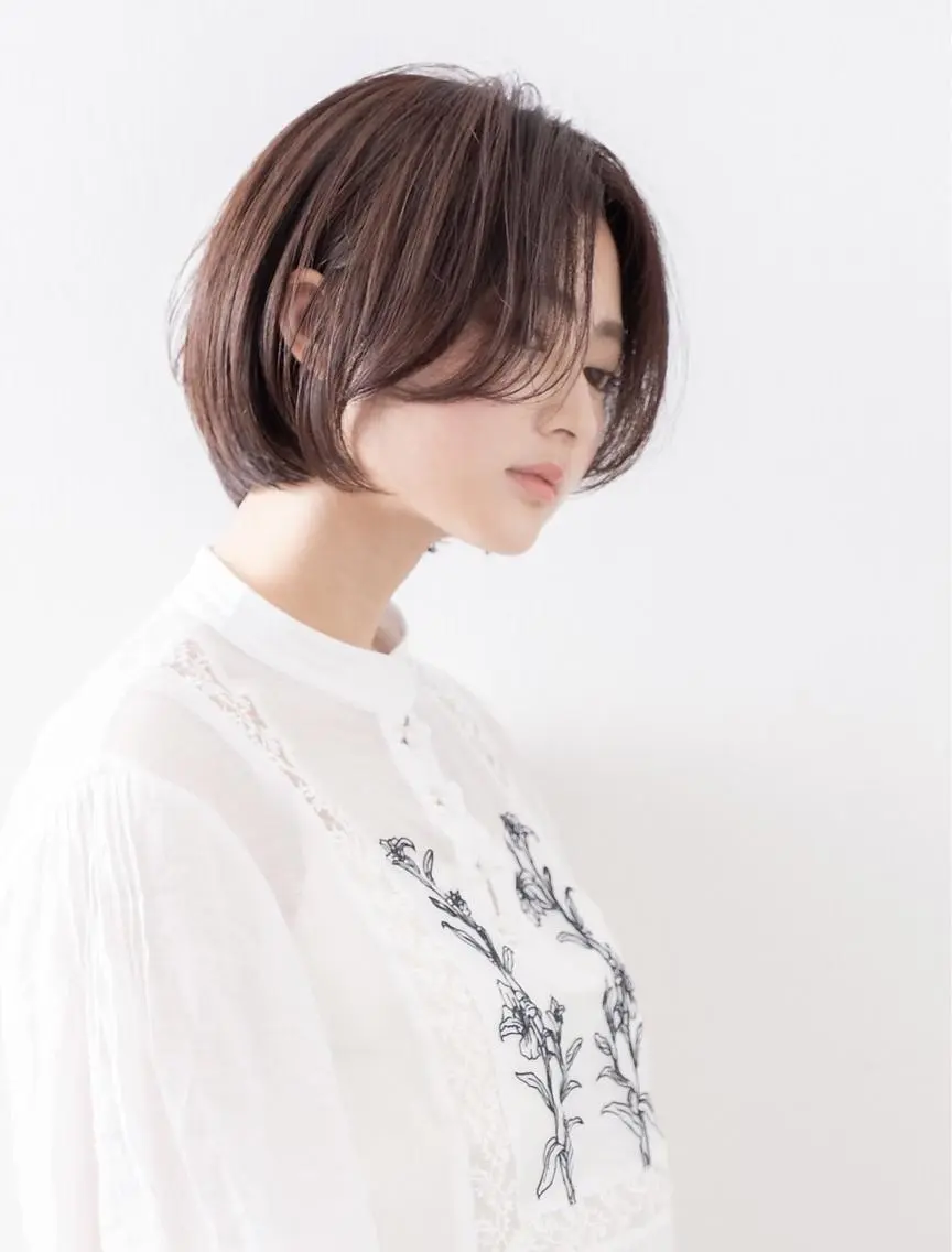 ショート カラー ショートボブ 丸みショート アッシュ アッシュブラウン バレイヤージュ 井村 拓未のヘアスタイル