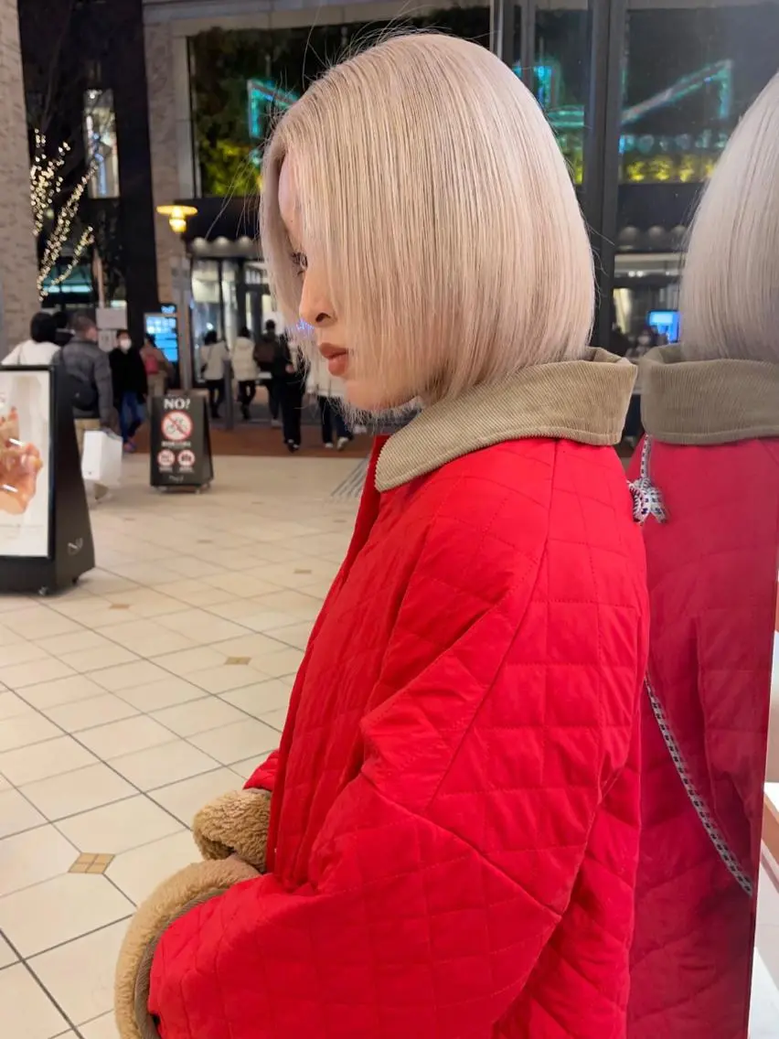 ショート ヘアカラー 福山 晴香のヘアスタイル