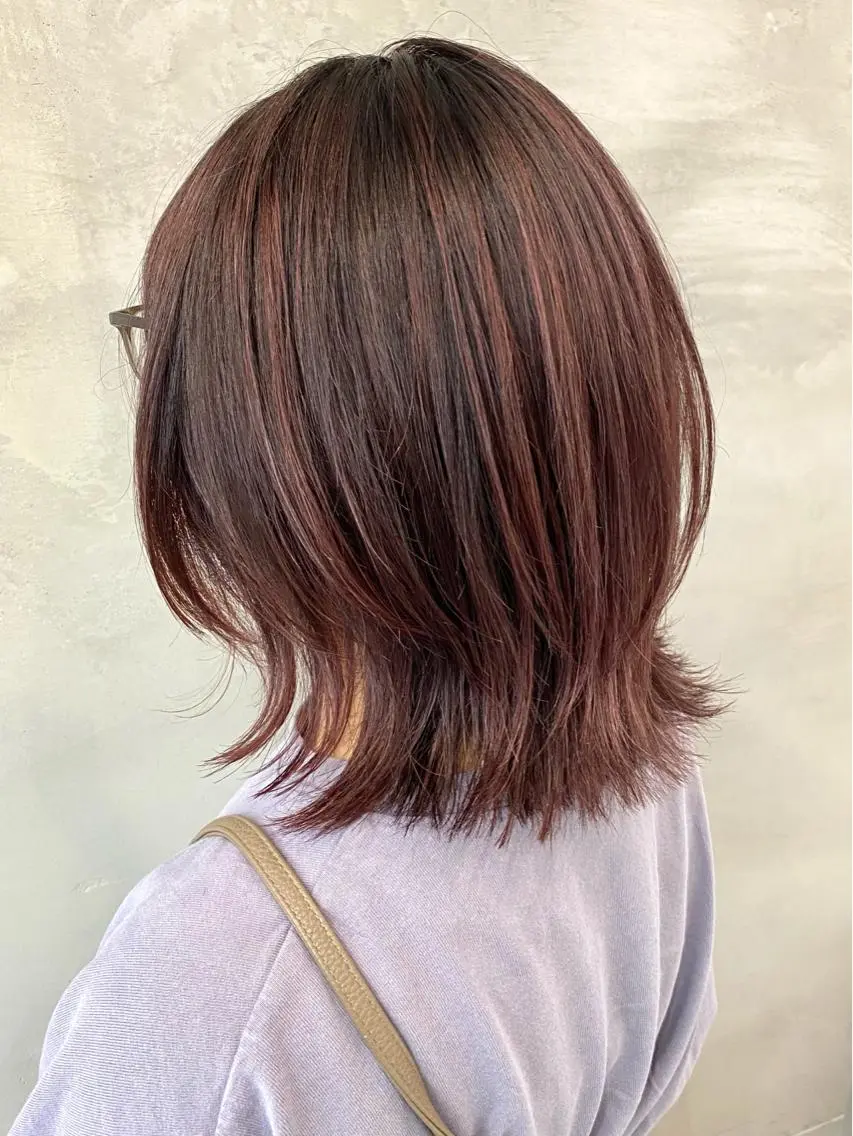 ミディアム カラー ハイライトカラー ピンクカラー ハイライト ウルフカット カット ヘアカラー トリートメント 🫧透明感カラー🫧 OIKAWAのヘアスタイル