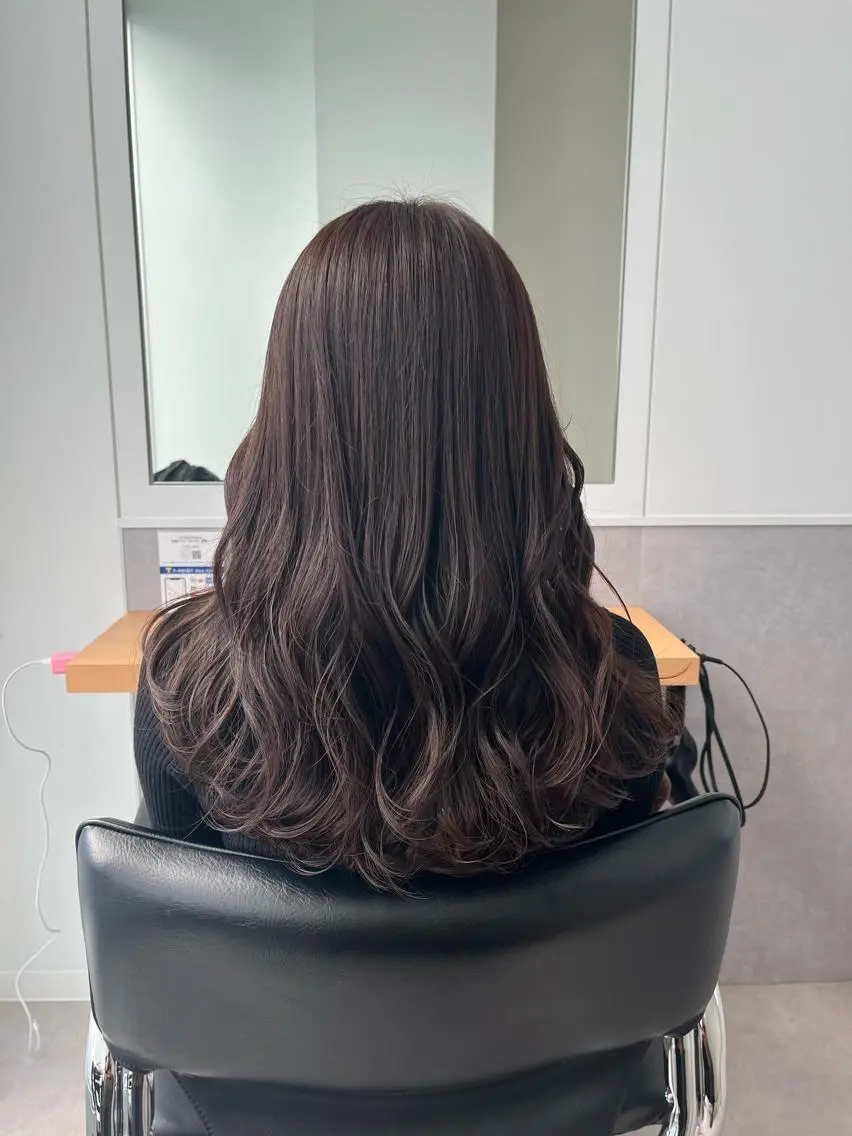 ロング カラー ヘアカラー トリートメント 𝒢𝒾𝓇𝓁𝓎 ⑅　𝓎𝓊𝓀𝒶のヘアスタイル