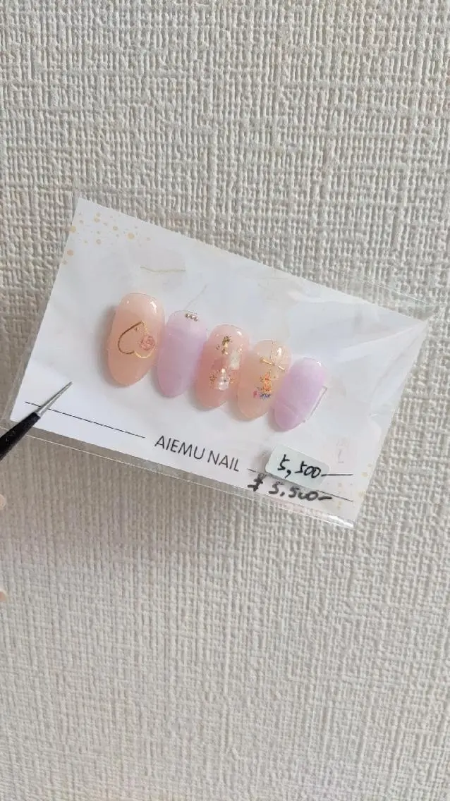 ネイル 横浜市中区曙町 E·U·Bネイルのネイルデザイン