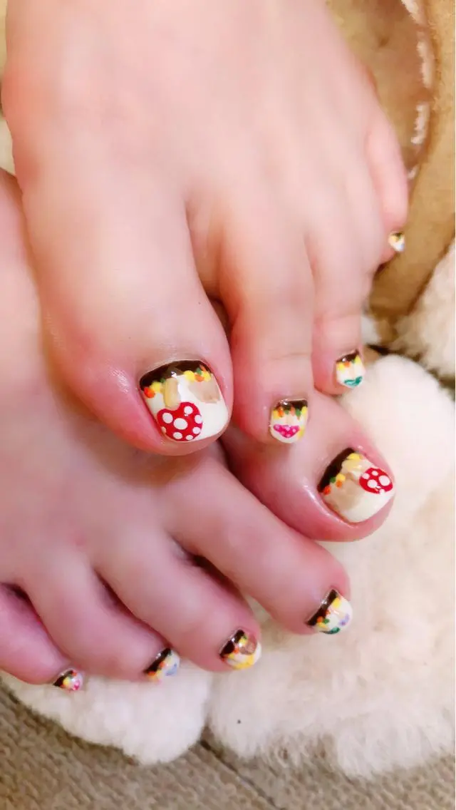 ネイル フットネイル Petite Cannelleのネイルデザイン